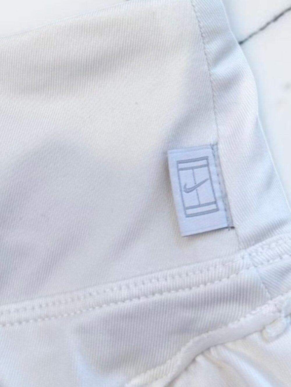 Nike Women's Size Small White Ruffle Tiered Tennis Golf Skirt Skort - Picture 7 of 8